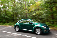 燃費はJC08モードで17.6km/リッターと公称されている。