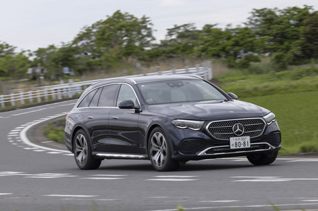 新型「メルセデス・ベンツEクラス」に早くも「オールテレイン」が登場。ワゴンをベースに車高を高く設定し...