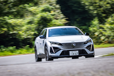 プジョーのクーペSUV「408」に1.2リッター直3ターボエンジンを核とするマイルドハイブリッド車（MHEV）が追...