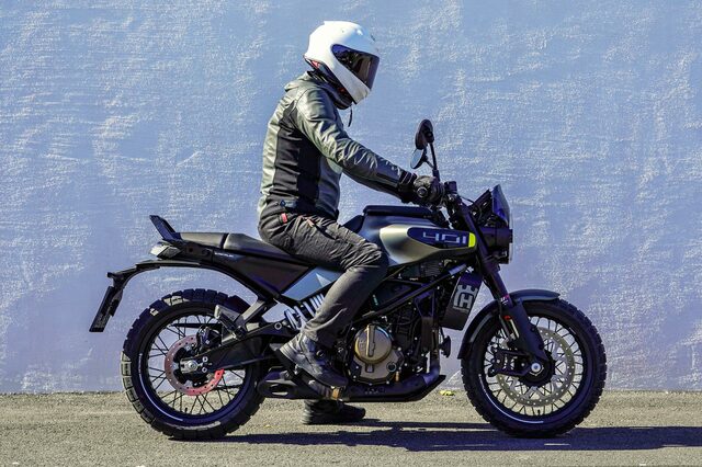 baby -G付き  silver925  銀無垢
カバー  ドッグランド ハスクバーナ スヴァルトピレン401 走行距離7302キロ R2年6月