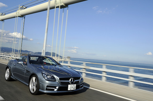 メルセデス・ベンツSLK350ブルーエフィシェンシー／200ブルーエフィ