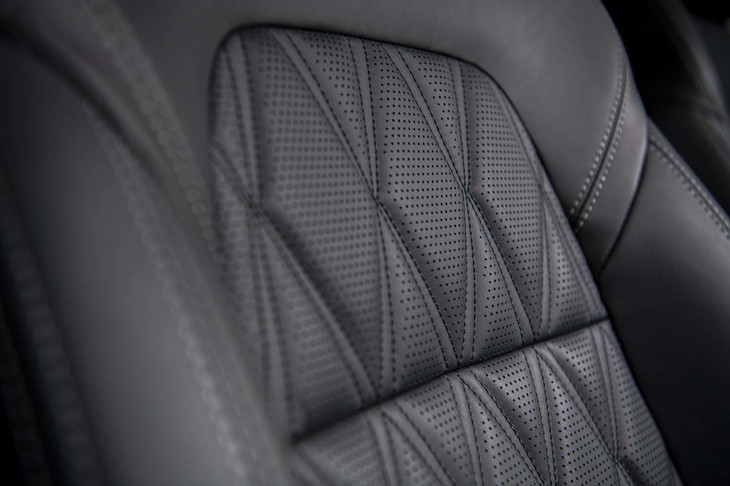 日産キャシュカイ（シート表皮）