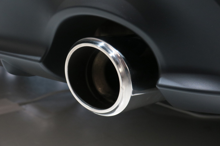 スバルBRZ（マフラー）