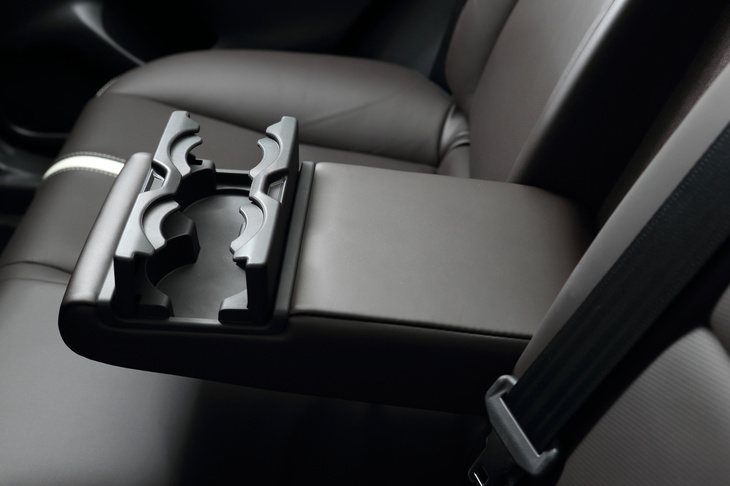 マツダCX-3 XDエクスクルーシブ モッズ（リアセンターアームレスト）