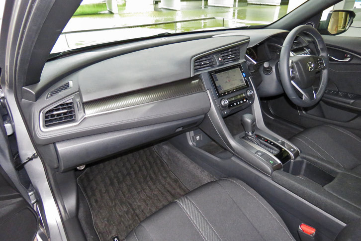 ホンダ・シビックハッチバック（インテリア）