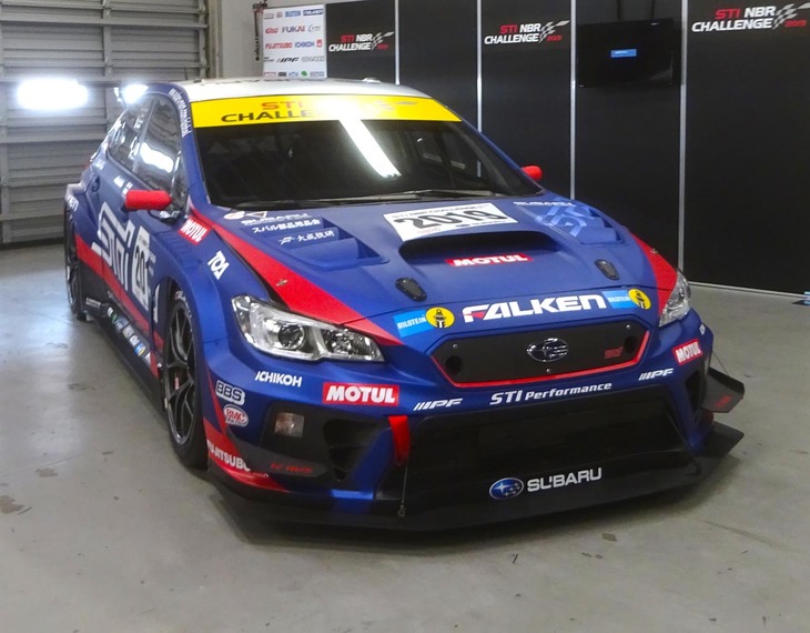 今回のイベントで最も大きかったのは、富士スピードウェイというサーキットが舞台となったため、これまでは展示のみだったレーシングカーやラリーカーのデモランが拝めるようになったことだ。