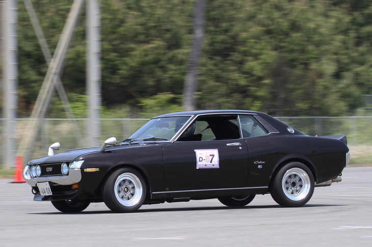 ターンの際に見事なテールスライドをキメていた「トヨタ・セリカGTV」。Dクラス7位。