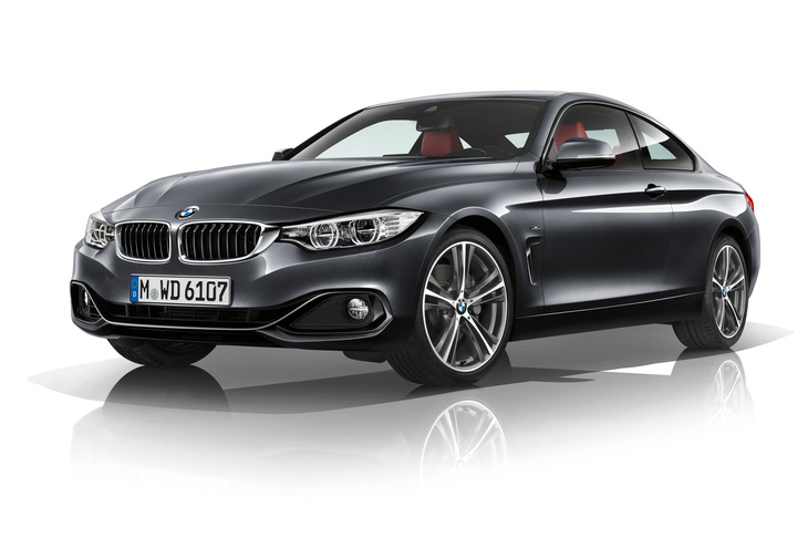新型「プレリュード」の新車価格の約半額で中古車の購入が可能なF32型の「BMW 4シリーズ クーペ」。2013年9月に日本でも販売が開始された。後輪駆動ベースの2ドアクーペらしいスポーティーなフォルムが特徴だ。
