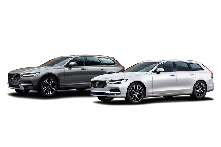 「ボルボV90 D4ノルディックエディション」（右）と「V90クロスカントリーD4 AWDノルディックエディション」（左）。