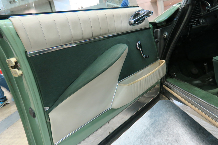 シトロエンDS23／アウトニーズ