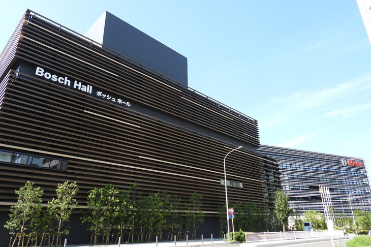 敷地内に建設された「都筑区民文化センター」。通称「ボッシュホール（Bosch Hall）」。