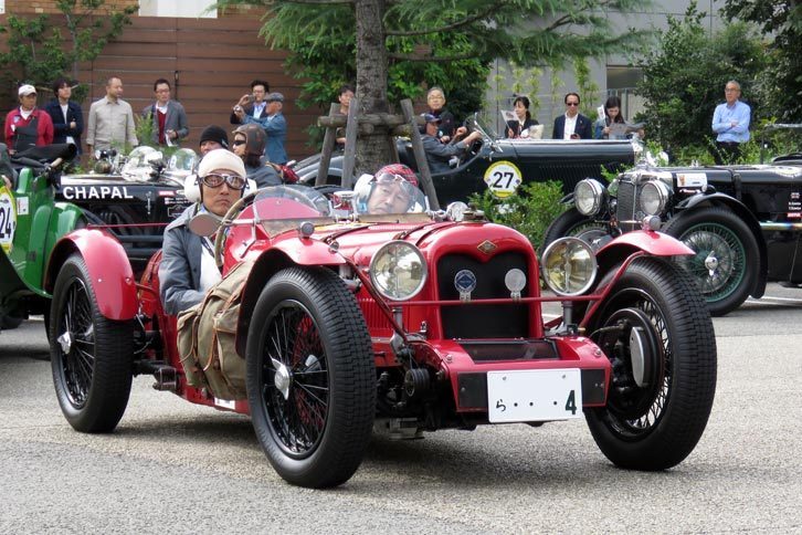 同じく、英国のスポーツカーの1934年式「ライレー12/4スペシャル」。