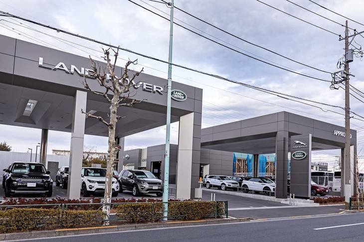 敷地面積約865坪に約70台の在庫を持つ、日本において同ブランド最大級の規模を誇る認定中古車販売拠点となる。