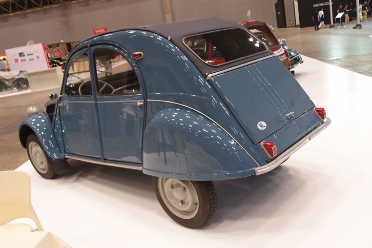 シトロエン2CV AZL（1959年）／アウトニーズ