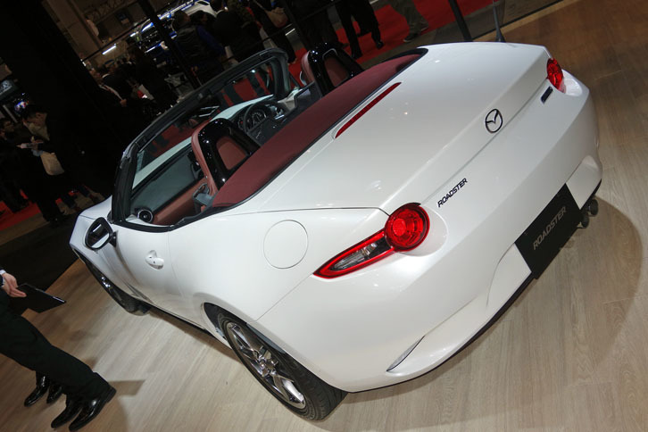 マツダ・ロードスター カスタムスタイル2018（特別仕様車RED TOP）