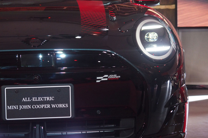MINIジョンクーパーワークスE（フロントフェイス）