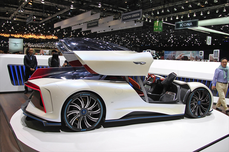 テックルールズ・レン（エクステリア）