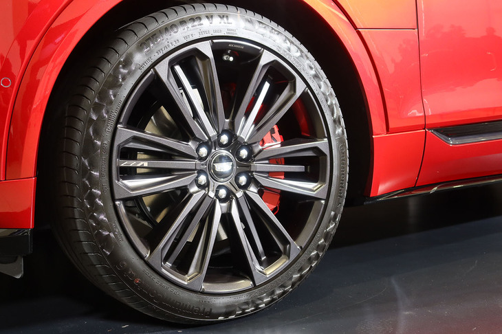 キャデラック・リリックV（フロントホイール）