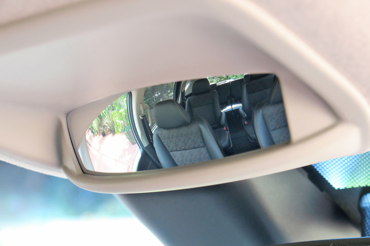 ホンダ・フリード ハイブリッド クロスター（4WD）（インテリア）