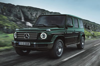 現在の「メルセデス・ベンツGクラス」の価格は、「G350d」が1192万円、「G550」が1623万円、メルセデスAMGの「G63」が2114万円（！）となっている。