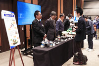 会場にはテレビ番組『魔改造の夜』に出演し、他社のエンジニアとアイデアや技術力を競い合ったチームの展示エリアも。