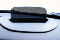 専用のスクリーンに像を投影するコンバイナタイプのヘッドアップディスプレイ。アクティブクルーズコントロールなどとともに、セットオプションの「アドバンスドテクノロジーパッケージ」に含まれる。