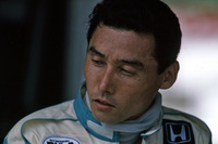 日本人として初めてF1世界選手権への本格参戦を果たした中嶋 悟。ロータスではアイルトン・セナ、次いでネルソン・ピケとコンビを組んだ。