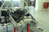 
	YES！Carのボディ骨格とエンジン。
	 