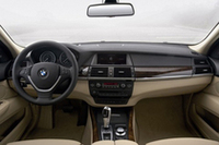 新型「BMW X5」、日本で発売開始の画像