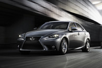 新型「レクサスIS350」