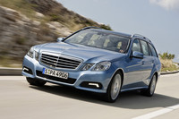 新型メルセデス・ベンツ「Eクラスワゴン」がフォトデビューの画像