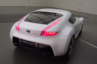 日産、EVのスポーツカー「ESFLOW」を出展の画像