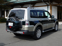 第290回：新型三菱パジェロ試乗“3歩進んで2歩下がる”ということ（小沢コージ）の画像