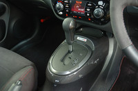 CVTのマニュアルモードは「16GT FOUR」の6段から7段に多段化。クロスレシオ化したギア比により、ダイレクト感のある変速を味わうことができる。