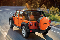 オレンジ色の特別なチェロキー＆ラングラー登場の画像