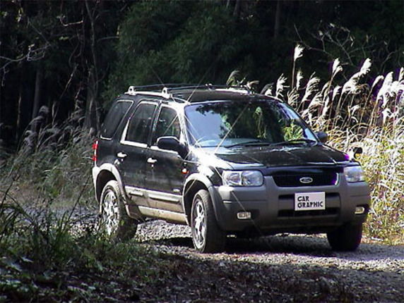 【スペック】全長×全幅×全高＝4440×1825×1720mm/ホイールベース＝2620mm/車重＝1520kg/駆動方式＝4WD/3リッターV6DOHC24バルブ(203ps/6000rpm、27.0kgm/4700rpm) 