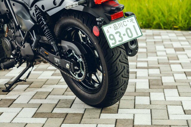 セール中 ホンダ レブル1100 マフラー Gem 禍々しい classic