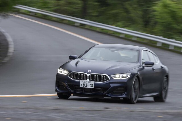 BMW 840iグランクーペ エクスクルーシブMスポーツ（FR/8AT