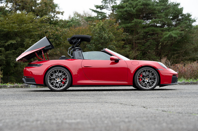 ポルシェ911タルガ4 GTS（4WD/8AT）【試乗記】 時代がポルシェに