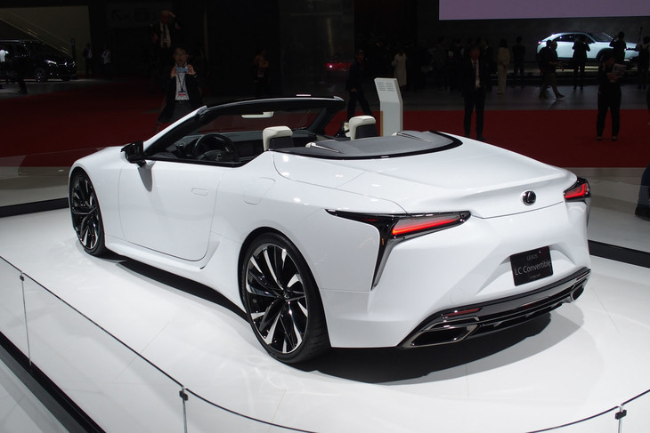 レクサスLCコンバーチブル