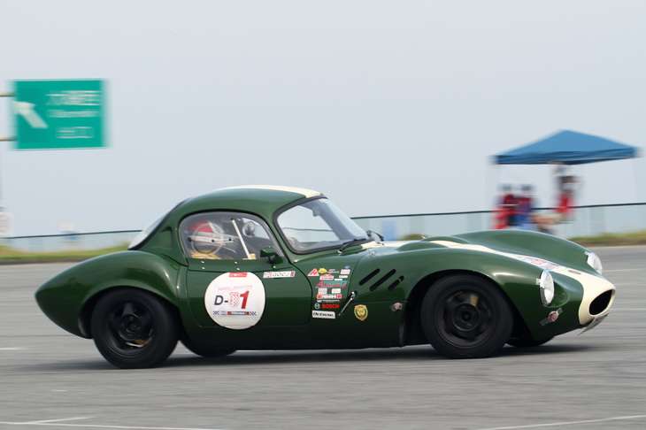 カーナンバー1を与えられた、前回の優勝車両である「ジネッタG4」。今回は惜しくも2位。