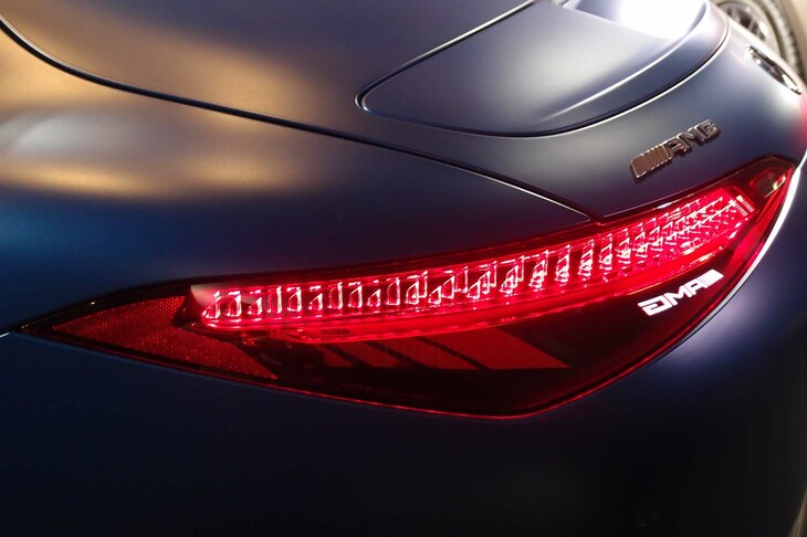 メルセデスAMG SL43（リアコンビランプ）