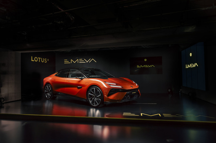 ロータス・エメヤ（写真：ロータスカーズ）