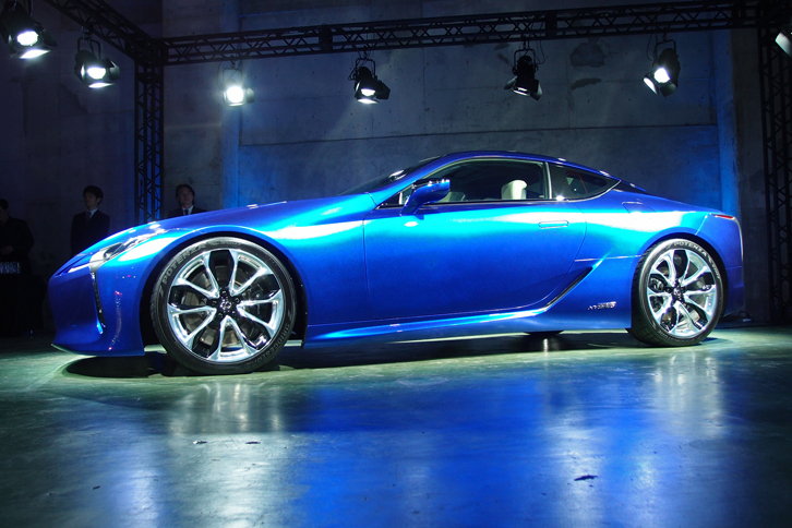 レクサスLC500hプロトタイプ