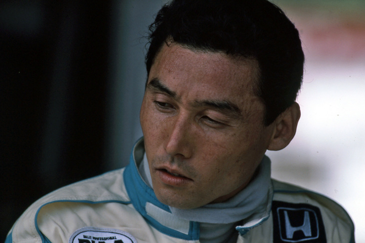 日本人として初めてF1世界選手権への本格参戦を果たした中嶋 悟。ロータスではアイルトン・セナ、次いでネルソン・ピケとコンビを組んだ。