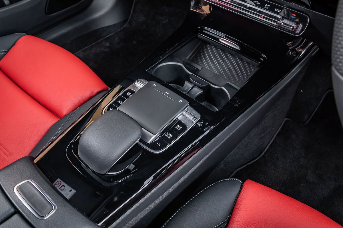 メルセデス ベンツcla0d Ff 8at 試乗記 美意識の値段 Webcg