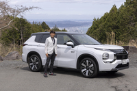 三菱アウトランダーPエグゼクティブパッケージ（前編）