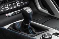 世界限定650台、「シボレー・コルベット」の65周年記念モデル登場の画像