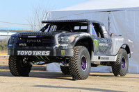 試乗会場に展示されていた、最高出力850ps（！）を発生するオフロードレースの競技車両。トーヨータイヤは「ダカールラリー」や「バハ1000／500」といったオフロード競技の参加者に、積極的にタイヤを供給。ユーザーの支持を集めてきた。