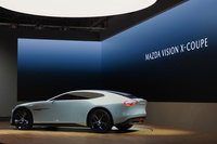 ほった「マツダはそろそろ、マーケティングやブランディング担当も交えて、コンセプトカーをつくる狙いとかを固め直す時期にきてるのかもしれませんね」　
	清水「とりあえず僕は、ショーカーでも現実解を見せるようにしてほしいよ」